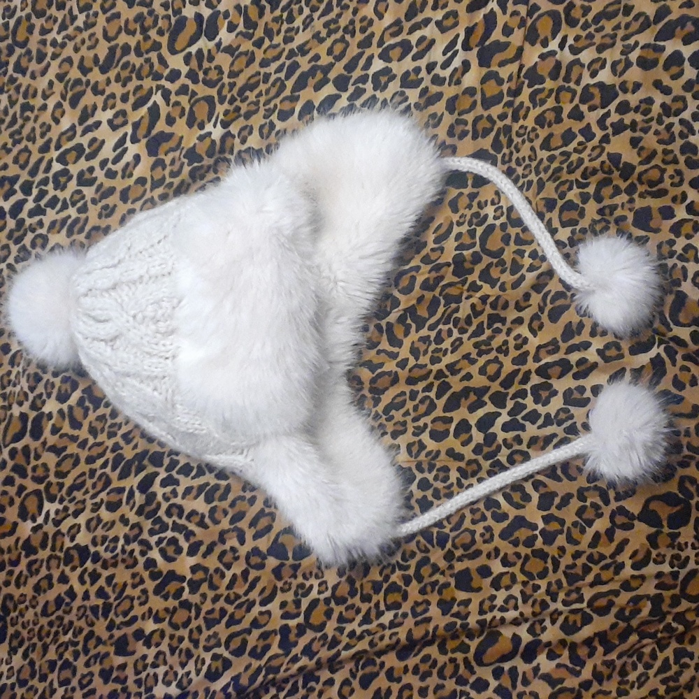 Lands' End Faux Fur Cream/Off-White Trapper Cabincore Hat With Pom Poms